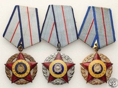 Rumunia medal za zasługi wojskowe 3 klasy komplet