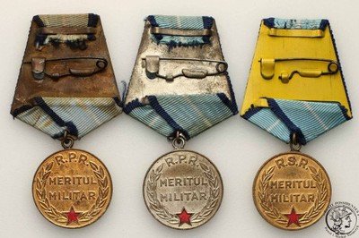 Rumunia medale za zasługi wojskowe 3 klasy komplet