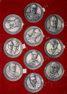 Medale 10 sztuk RÓŻNE Piłsudski, Sikorski st.1