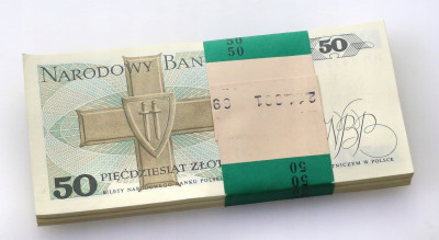 Banknoty 50 złotych 1988 ser HM paczka 100 szt UNC