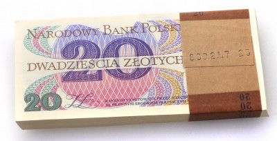Banknoty 20 złotych 1982 ser AM paczka 100 szt UNC