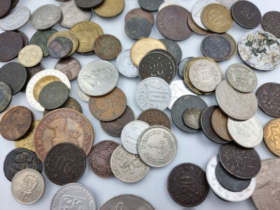 Świat, duży, ciekawy zestaw 106 monet