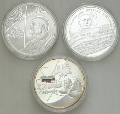 III RP. 10 złotych 1999 – 2009 r zestaw 3 sztuki