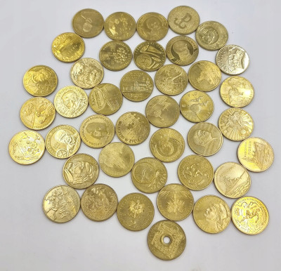 III RP zestaw 41 monet 2 zł GN - Różne lata