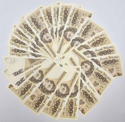 PRL. Banknoty 500 złotych 1982 – 23 sztuki