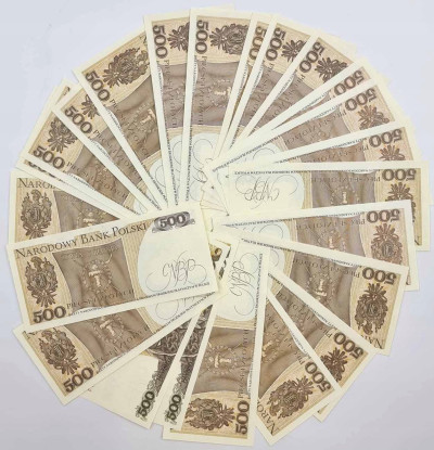 PRL. Banknoty 500 złotych 1982 – 23 sztuki