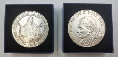 Medal. Papież Jan Paweł II i Benedykt XVI 1978 i 2011 – 2 szt.