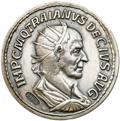 Niemcy. Medal na wzór monety Trajana Cesarstwa Rzymskiego