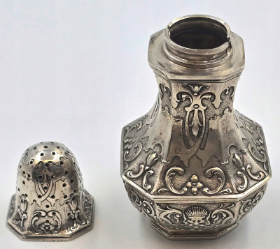 Niemcy XIX wiek - Puderniczka lub balsamina - SREBRO 800