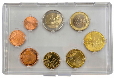 Zestaw rocznikowy - monety euro - 8 sztuk