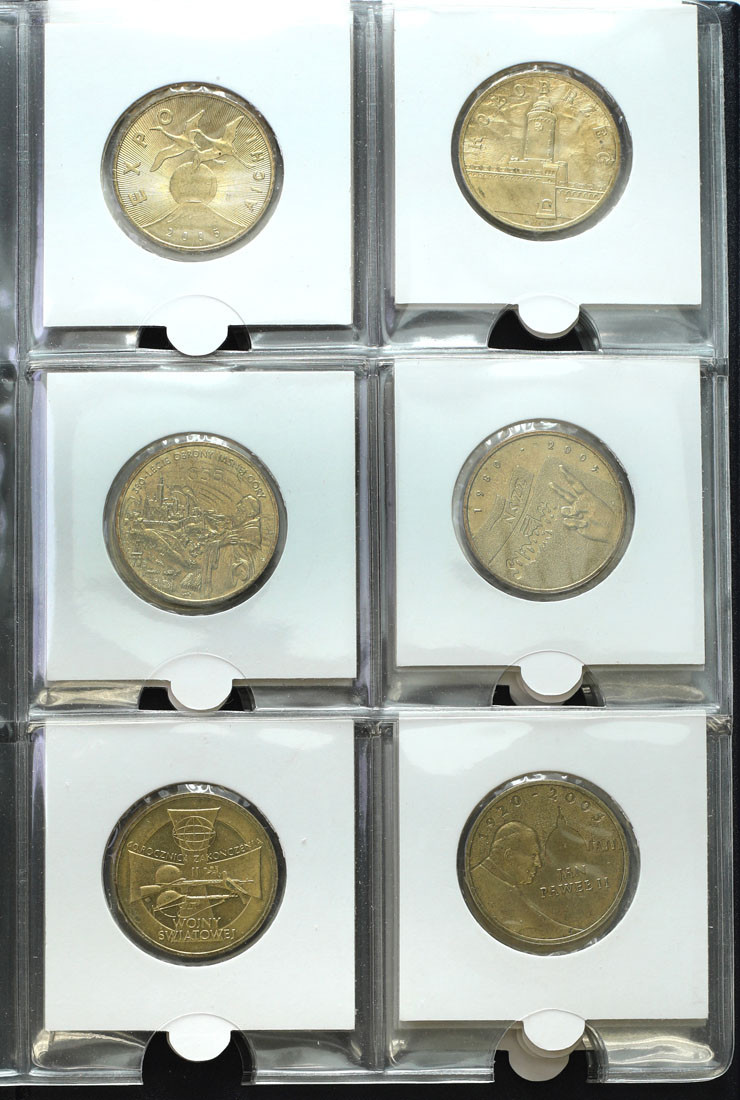 III RP. Klaser z monetami 2 złote GN 1995-2010, 59 sztuk w tym Zygmunt II August