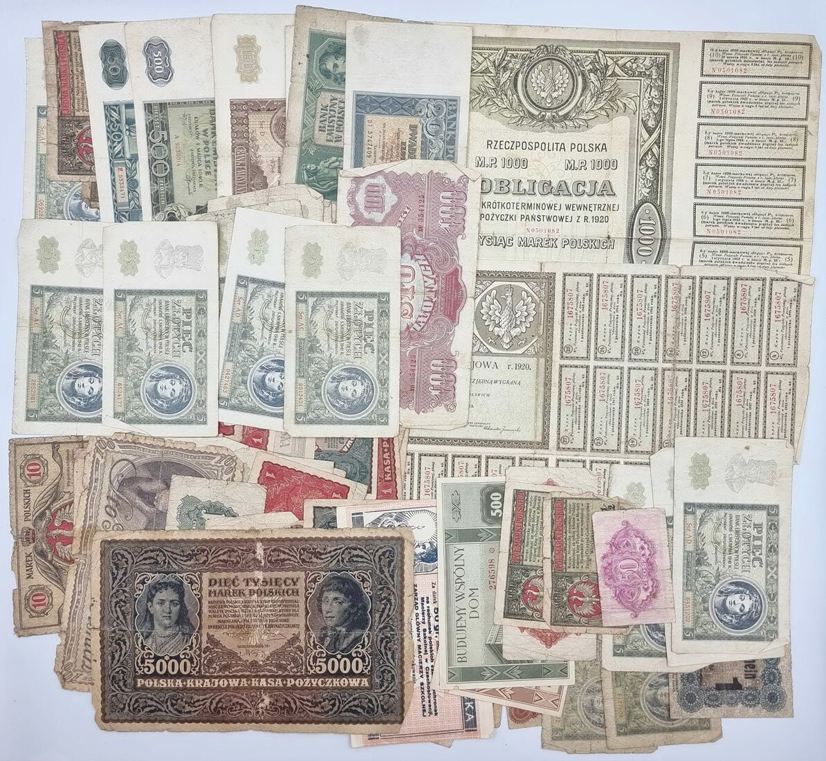 Banknoty i papiery wartościowe, zestaw 72 sztuk