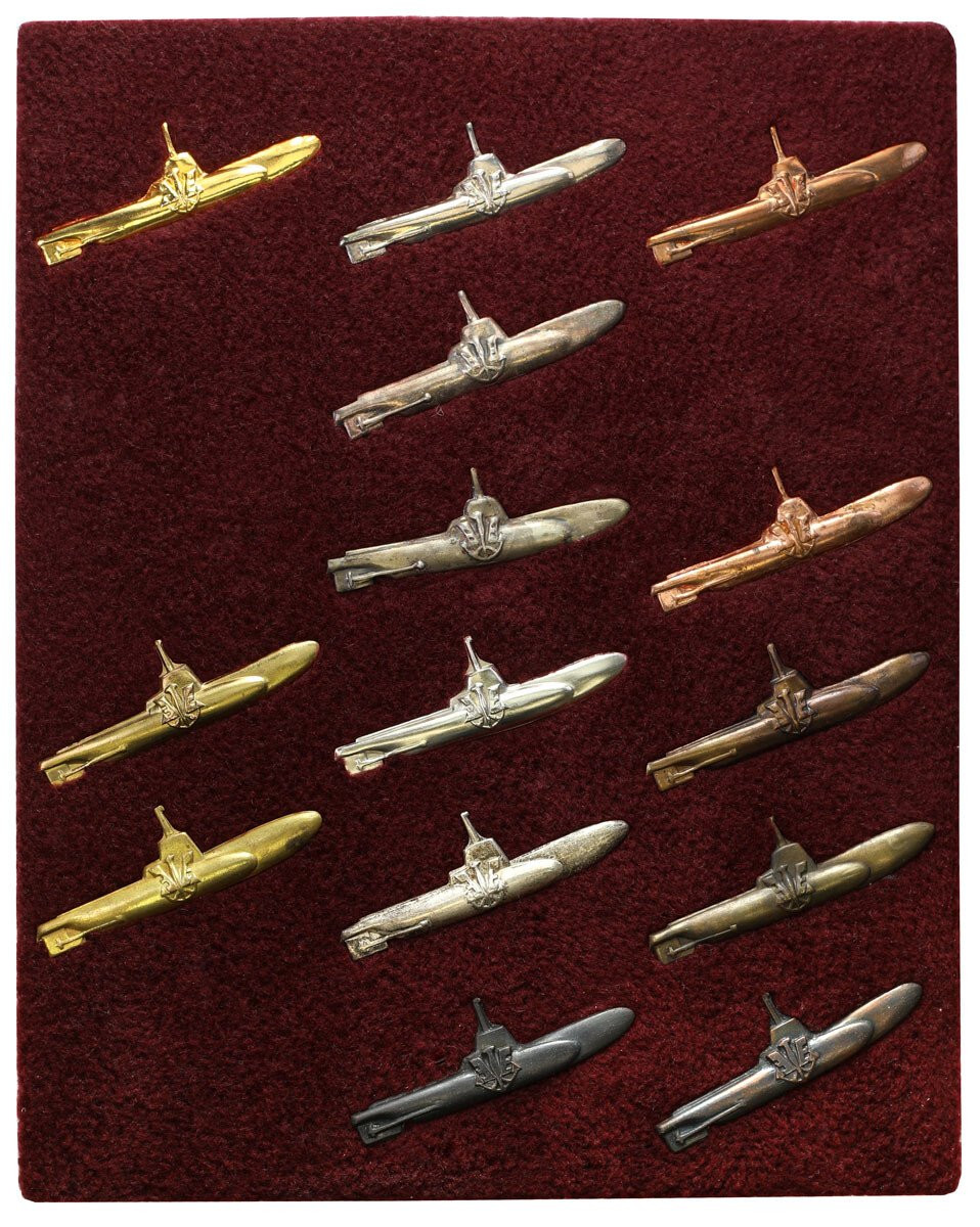 Odznaki Okrętów Podwodnych Marynarki Wojennej, 14 sztuk 