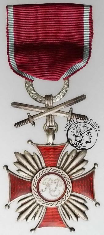 Srebrny Krzyż Zasługi z Mieczami
