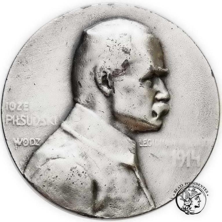 Polska medal Józef Piłsudski KOPIA st.3-