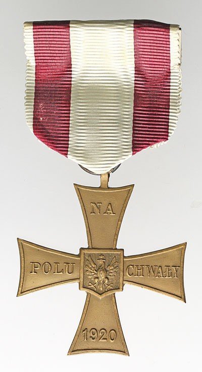 Krzyż Walecznych z okresu wojny wykonany w firmie Spink&Son;.