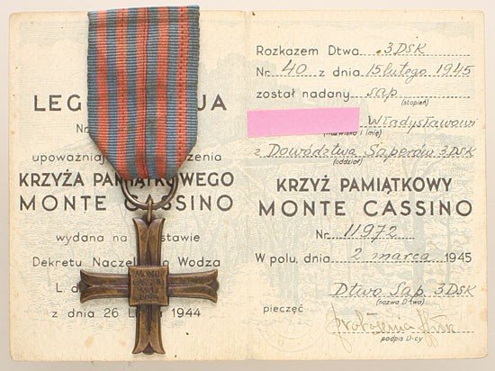 Konwolut dokumentów z odznaczeniami po saperze z 2 Korpusu