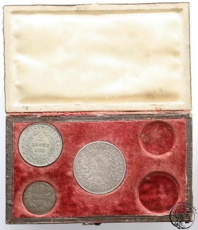 Powstanie Listopadowe pamiątkowe pudełko z monetami